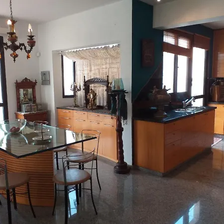 Modern With Garden And Pool Villa *